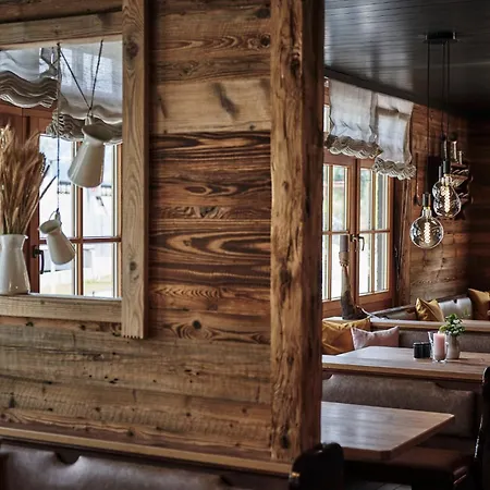 Berglift Direkt An Der Talstation אורחן באד הופגסטין