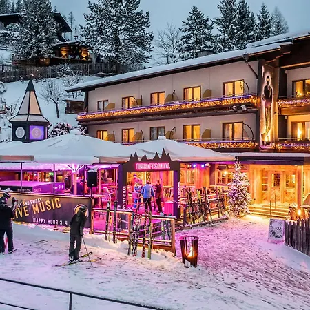 Berglift Direkt An Der Talstation バート・ホーフガシュタイン